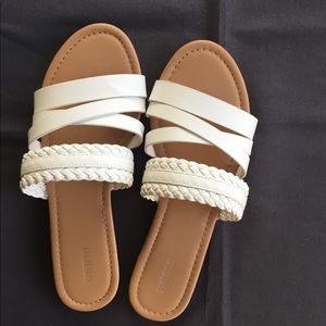 Forever 21 White Slide Sandals Size 6